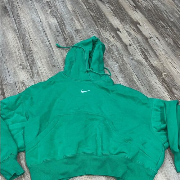 Nike Emerald Green Hoodie - Picture 1 of 3